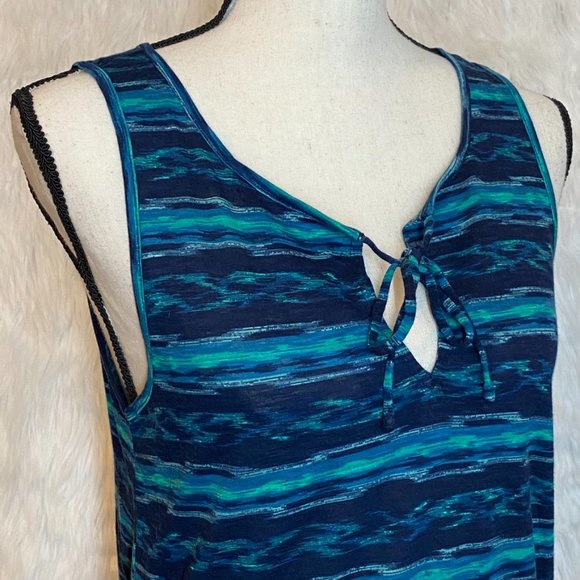 Lucky Brand Womens Tank Top with Keyhole Blue Wave Stripe Size Medium NEW - Picture 4 of 11